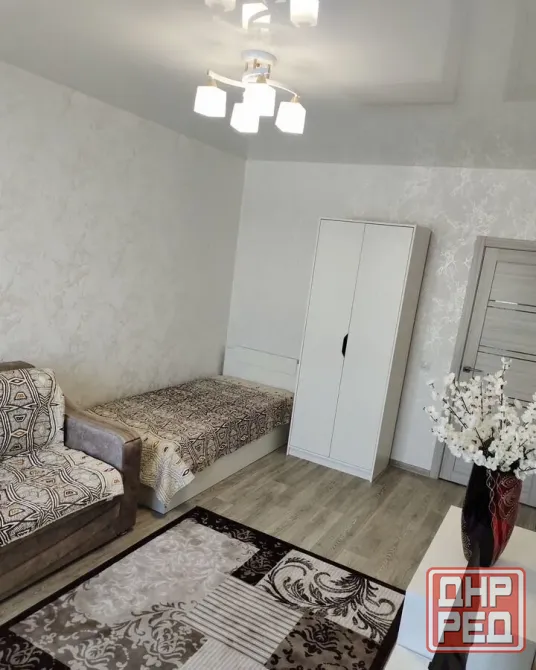 Сдаю однокомнатную квартиру в Пролетарском районе Донецка. Донецк - изображение 2