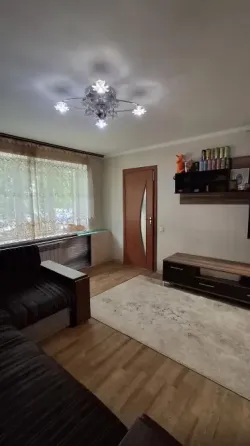 Продается 2 комн.кв 51.4 м² этаж 1/9 Мариуполь