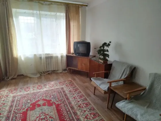 продам 3 к.кв. киевский р. сити 3200 мил р. Донецк