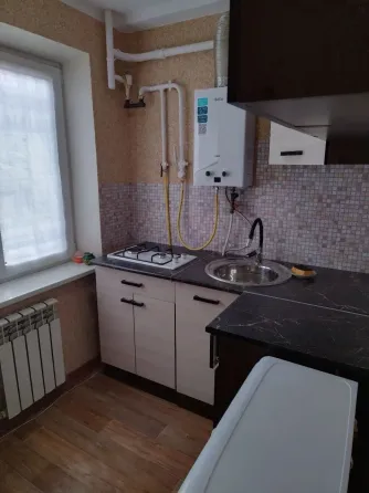 продам 3 к.кв. киевский р. сити 3200 мил р. Донецк