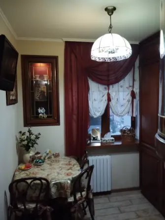 Продаю 2 к квартиру проспект Ильича Донецк