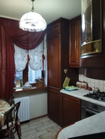 Продаю 2 к квартиру проспект Ильича Донецк