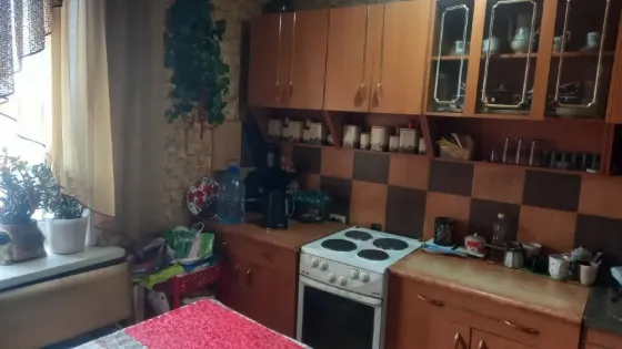 Продам 1 к.кв. Привокзальный, Куйбышева, 15/16, большая, норм.состояние Донецк