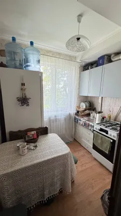 Продам 2 к квартиру в Ильичевском р-не, ул. Карпинского! Мариуполь