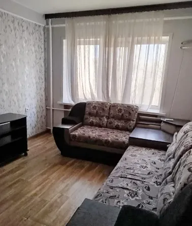 Продам 2х ком кв-ру на пл.Ленина Донецк