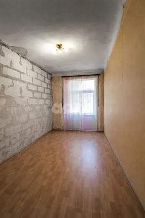 Продаётся 3-комнатная квартира в Ильичёвском районе Мариуполь