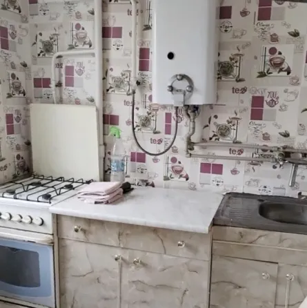 Продам 2х ком кв-ру на Макаронке Донецк