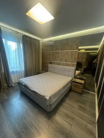 Aрeнднaя плaта 39 тыc. руб. + коммунaльныe плaтeжи. Зaлoг 15 тыс. руб., возвращaeтcя послe выeзда Донецк