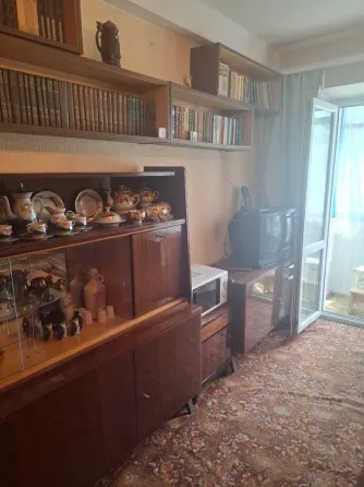 Продам 1комнатную квартиру на Бирюзова Донецк