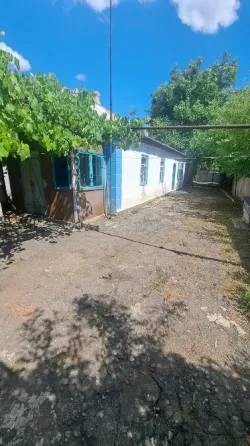 Продам жилой дом с надворными постройками Макеевка