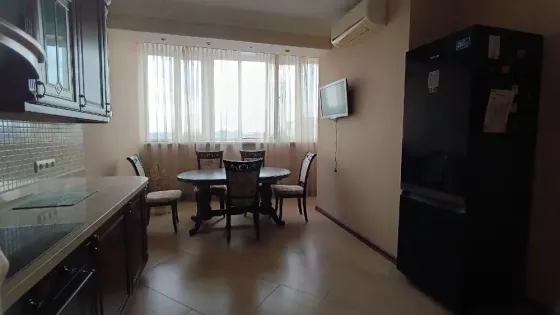 Продаю 3к. кв. Новострой. 113м.кв. Владелец. Центр Донецк