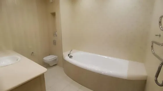Продаю 3к. кв. Новострой. 113м.кв. Владелец. Центр Донецк