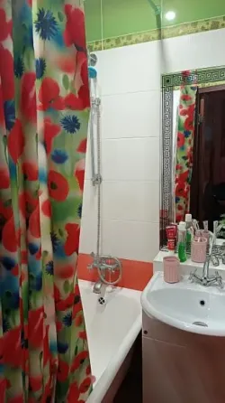 Продается 2х. комн , Буденновский , Отважных ,с ремонтом , 2/5 Донецк