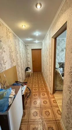Продам 2 к кв-ру в Центральном р-не, 17 жмр, ор. к-р Савона! Мариуполь