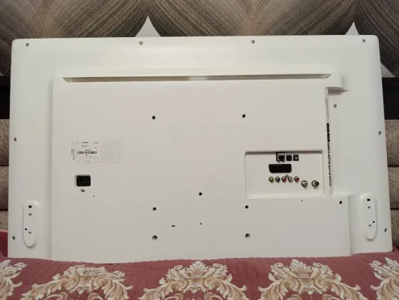 Продам телевизор LG Донецк