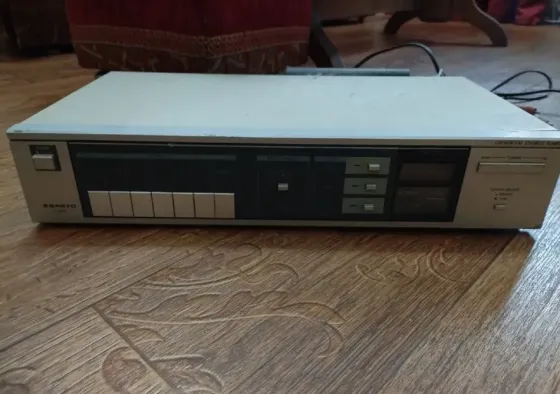 Sanyo JT-350 Stereo Tuner, Made in Japan Донецк
