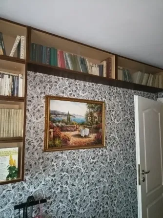 3-к.кв., 54,6 кв.м., 2+1, 4/9, кухня 10 кв.м., большая прихожая и большая лоджия. Ул. Туполева, дом Донецк