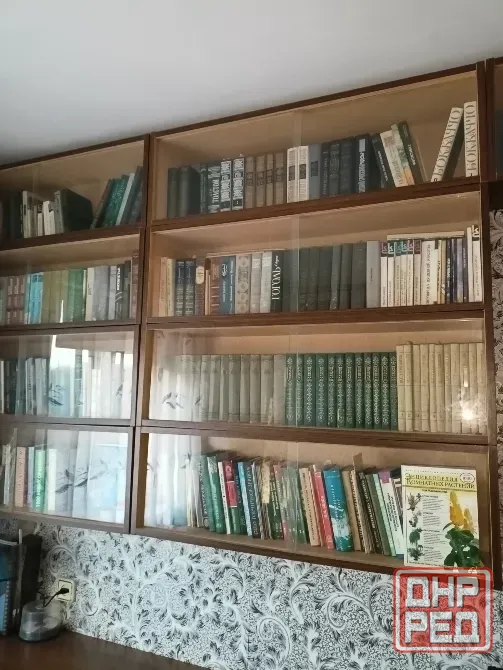 3-к.кв., 54,6 кв.м., 2+1, 4/9, кухня 10 кв.м., большая прихожая и большая лоджия. Ул. Туполева, дом Донецк - изображение 1