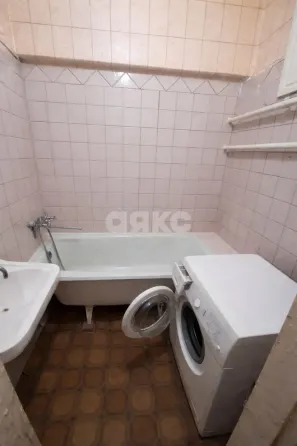 Продается 2 комнатная квартира в Ильичевском районе Мариуполь