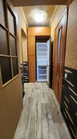 Продам 2-комн. квартиру на Гвардейке 83 квартал. Макеевка