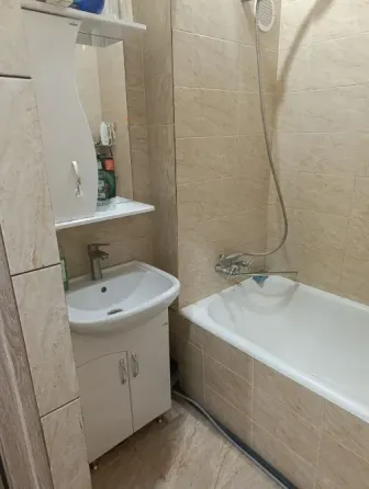 2.к.кв пл.Бакинские коммисары Донецк