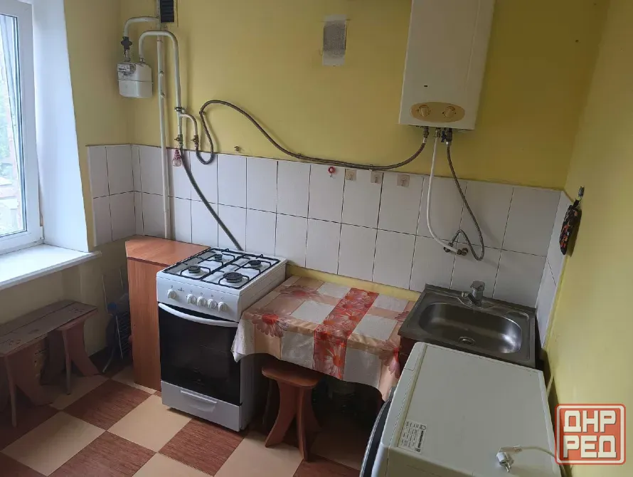 Сдам однокомнатную квартиру в Кировском районе, ориентир Текстильщик Донецк - изображение 5