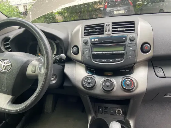 Toyota RAV4 III 2012, 2.0, 114к пробег, CVT, рестайлинг в отличном состоянии Донецк