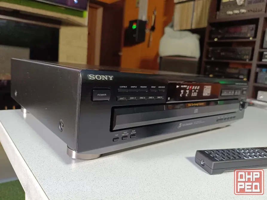 CD чейнжер Sony CDP-CE315 Донецк - изображение 2