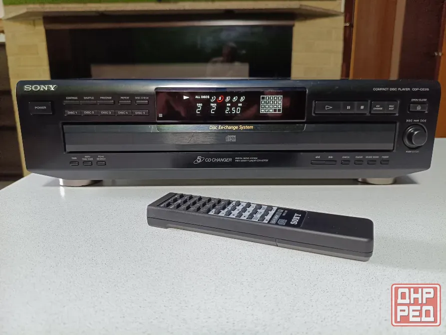 CD чейнжер Sony CDP-CE315 Донецк - изображение 1