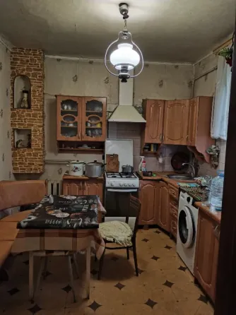 Продаю хороший дом со всеми коммуникациями на областной центральной клинической больнице Донецк