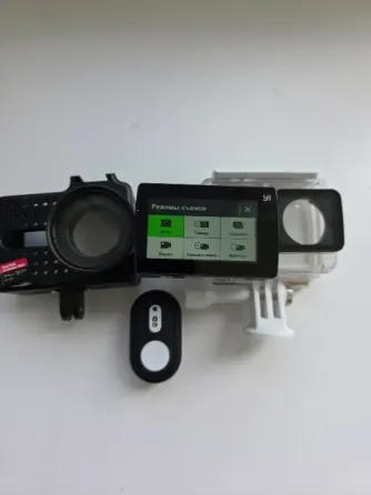 Продам Экшн-камеру Yi 4K + защитный кейс + аквабокс + пульт + скоростная карта памяти 64GB V30 A2 U3 Донецк