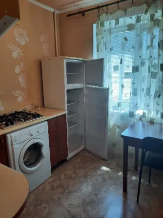 Площадь Ленина, 1к. кв-ра, отличная, пр-кт Комсомольский Донецк