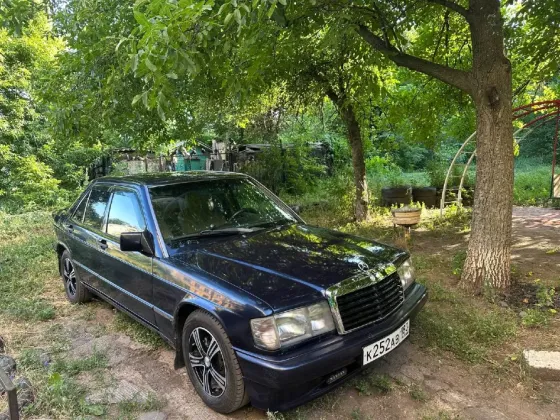 Продам мерс 190 Донецк