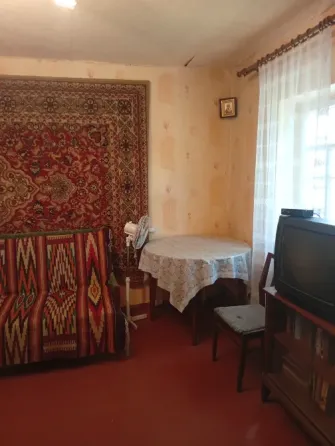 Дом 64 мкв с участком 10 соток. Алексеевский ставок. Донецк