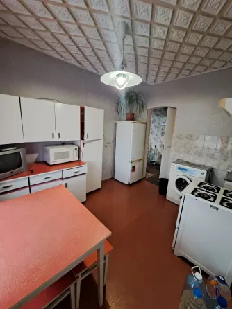Продам 3 к.кв. пл. Бакинских комиссаров, Куйбышевский р-н,. Документы готовы. Без комиссии. Донецк