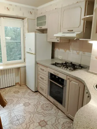 Сдаётся отличная 2 ком Калининский район Краснофлотская Донецк