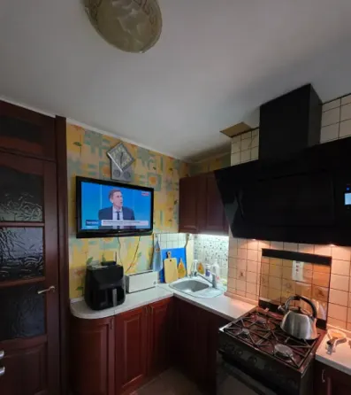 Продам 3-к квартиру на Зеленом в районе Танка Макеевка