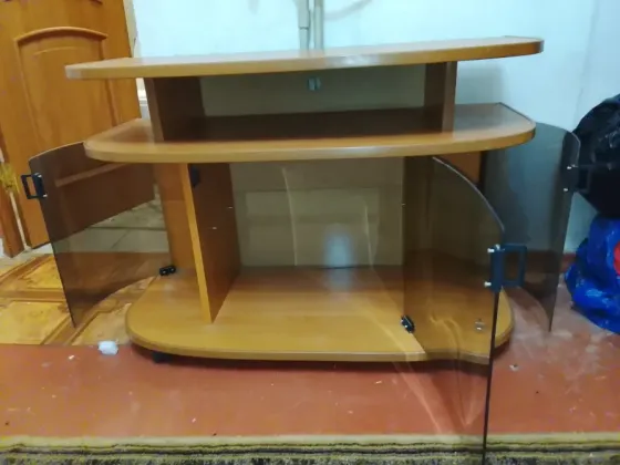 Шикарная тумбочка Донецк
