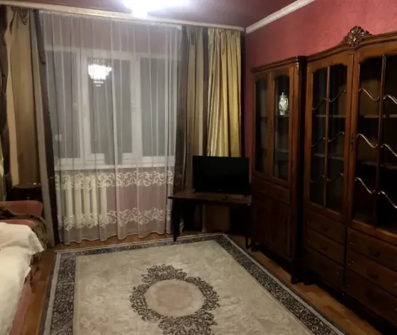 Продам 3-х комнатную квартиру на Зеленом Макеевка