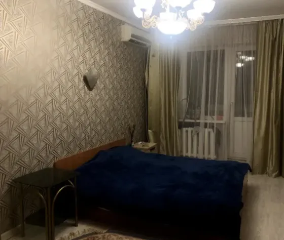 Продам 3-х комнатную квартиру на Зеленом Макеевка