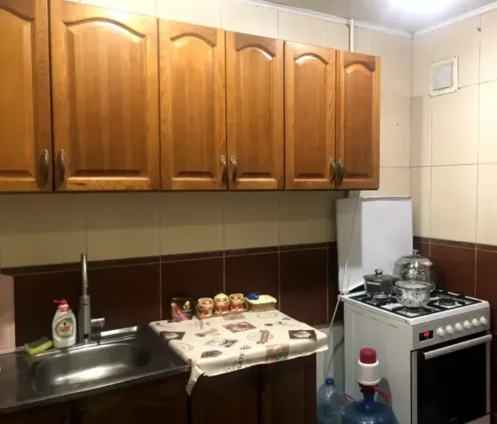 Продам 3-х комнатную квартиру на Зеленом Макеевка