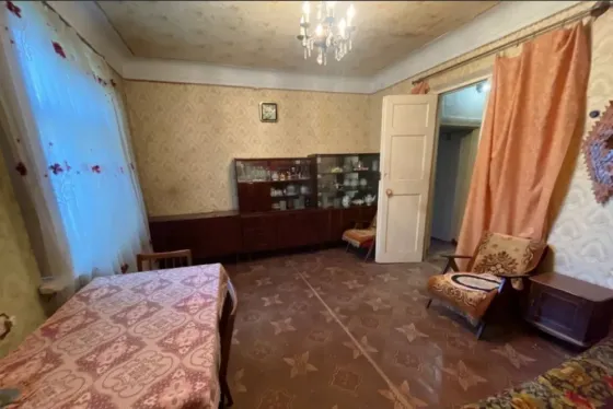 Продам 3-х комнатную квартиру возле Менделеевского рынка Макеевка