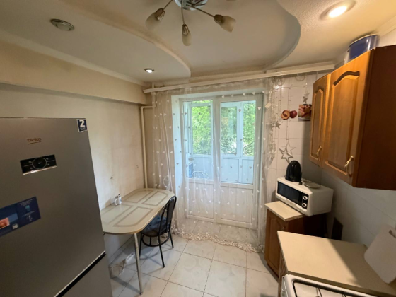 Продаётся однокомнатная квартира, 37 м², Киевский район (Донецк) Адрес: ул. Артёма, 163Б Донецк