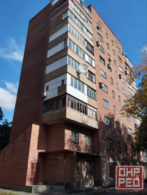 продам 3 к.кв. киевский р. маяк 6400 мил. р. люкс состояние красный кирпич. Донецк - изображение 1