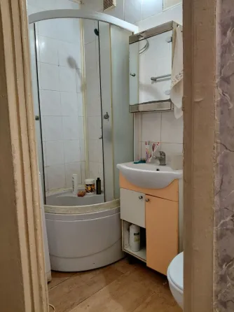 Продам 1-к квартиру на Раздольной Донецк