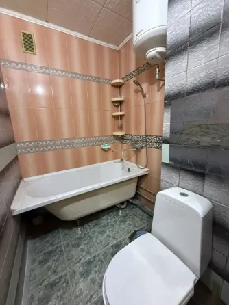 Продается 3-комнатная квартира в Ильичевском районе Мариуполь