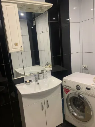Сдам 2х ком. кв-ру, ор-р ,Академия полиции, ул Троицкая. Мариуполь