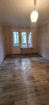 Продам 2-х комнатную квартиру Зугрэс-2 Зугрэс