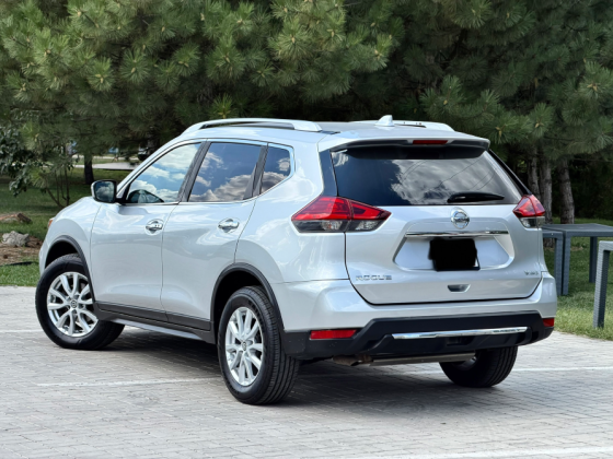 Шикарный Nissan Rogue ( X-Trail ) AWD Донецк