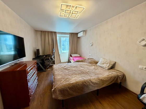 Продажа отличной 3 ком. кв-ры по ул. Кедрина ,о-р 16 Больница , Буденновский район, г. Донецк Донецк